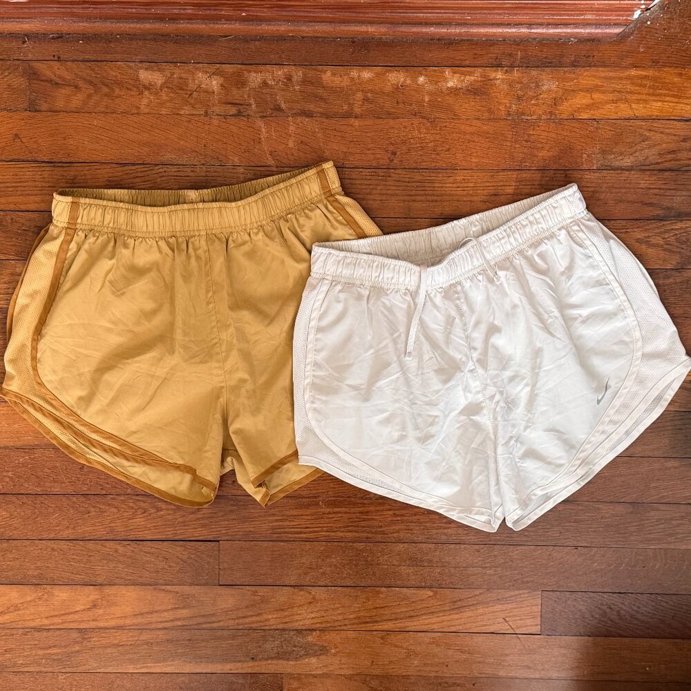 Nike Dri-FIT Tempo Running Shorts (Bundle of 2) – White & Mustard, Size M